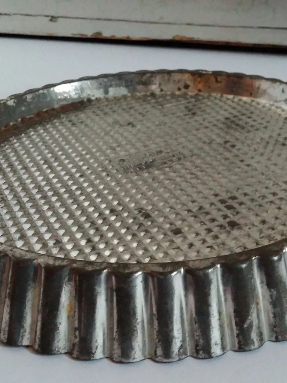 Vintage Kaiser Metal Scalloped Tart Pan, West Germany, 20.5 in